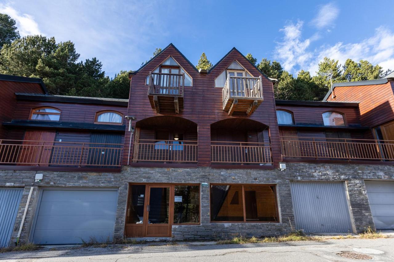 Appartement Le Cerf - Duplex Avec Superbe Vue Montagne à Les Angles  Extérieur photo
